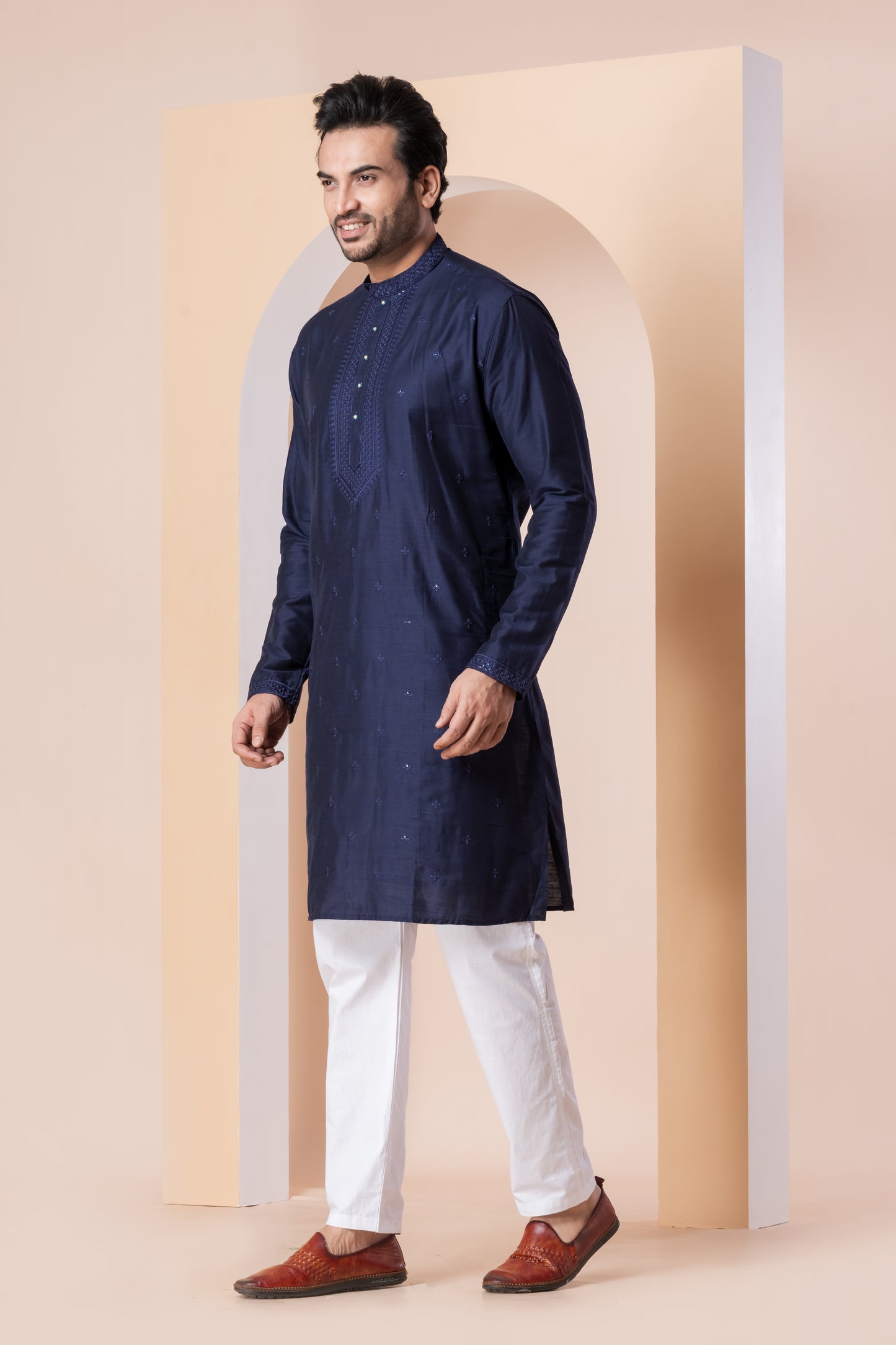 Raw Silk Sequence Locket (Navy)