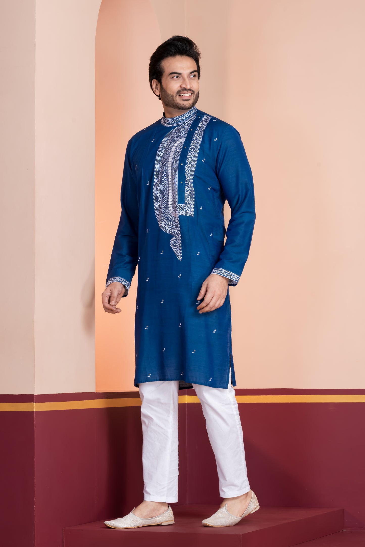 Raw Silk Side Neck Embroidery (Navy)