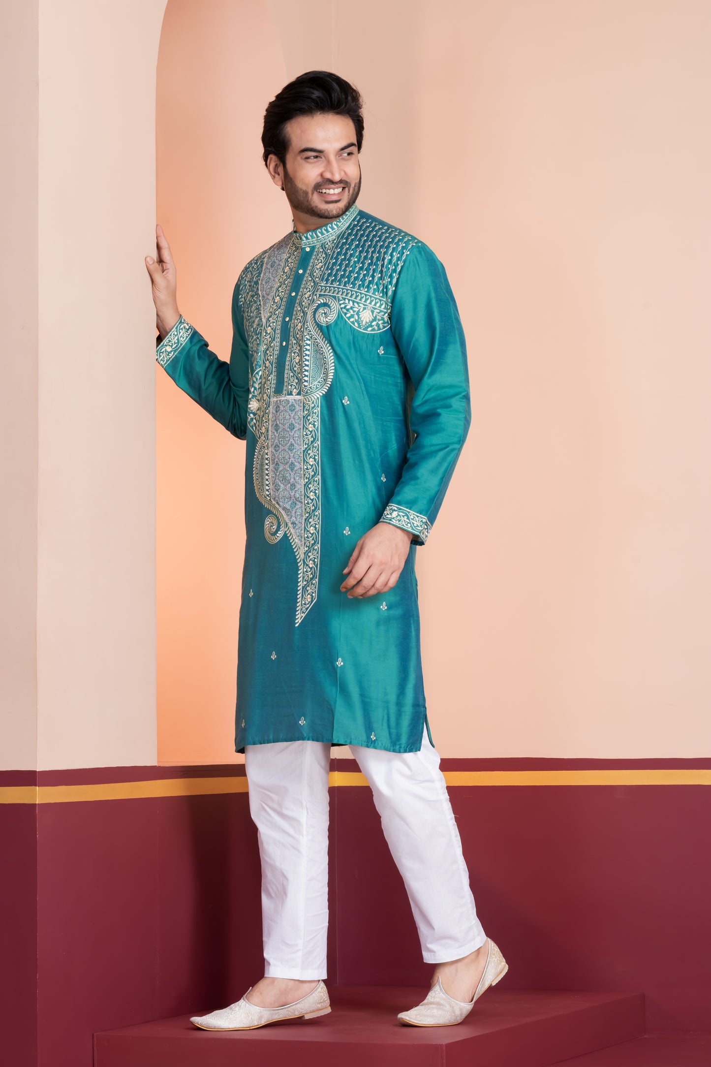 Title Raw Silk, Side Panel (Blue)