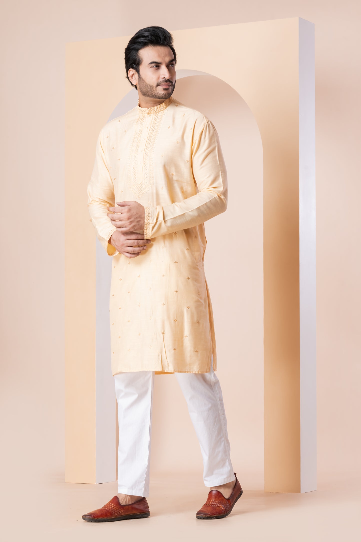 Raw Silk Sequence Locket (Beige)